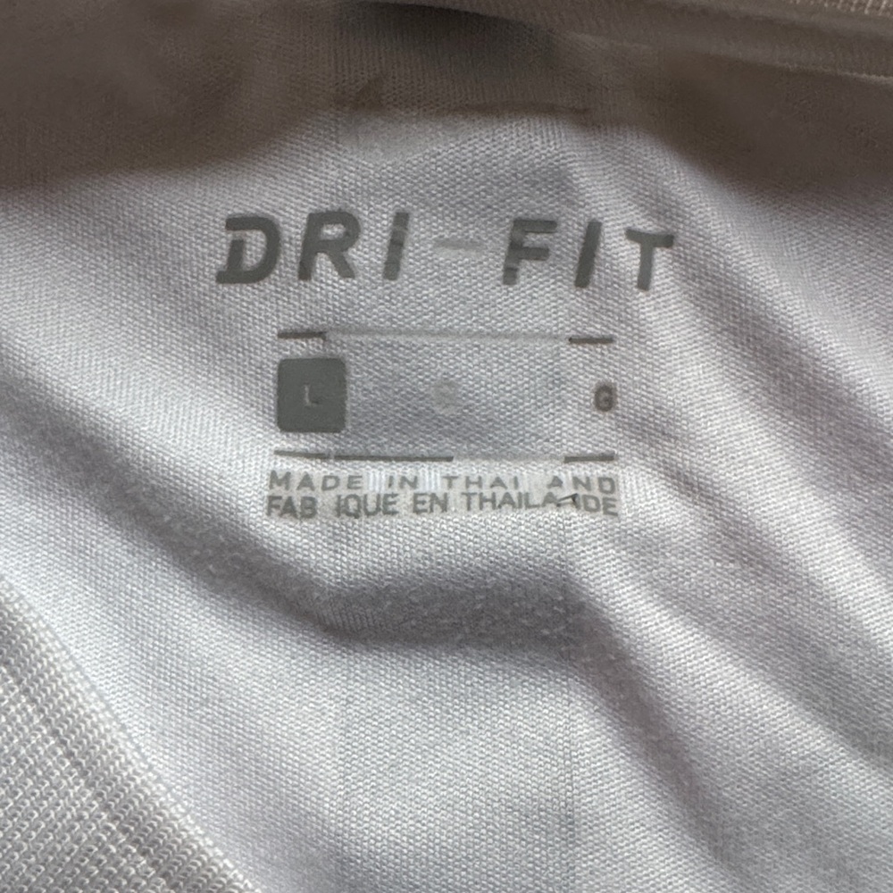 Nike White Men's Polo Shirt with Black Logo - Picture 4 of 6